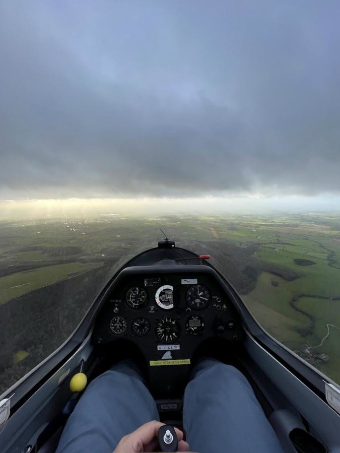 K21 cockpit view. Credit: Edgar Cifuentes