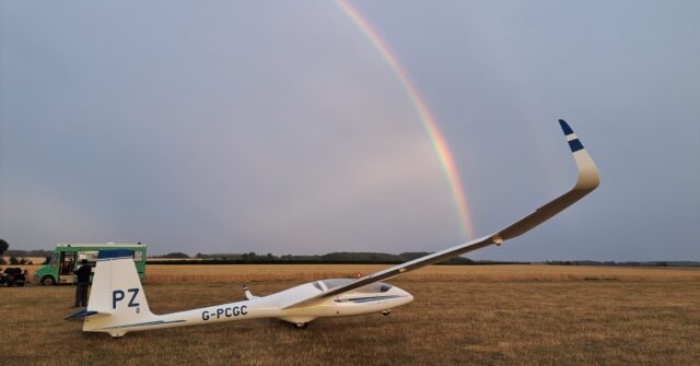Evening flying between the rain showers.  Gransden Lodge 15 July 2025. 😍✈️