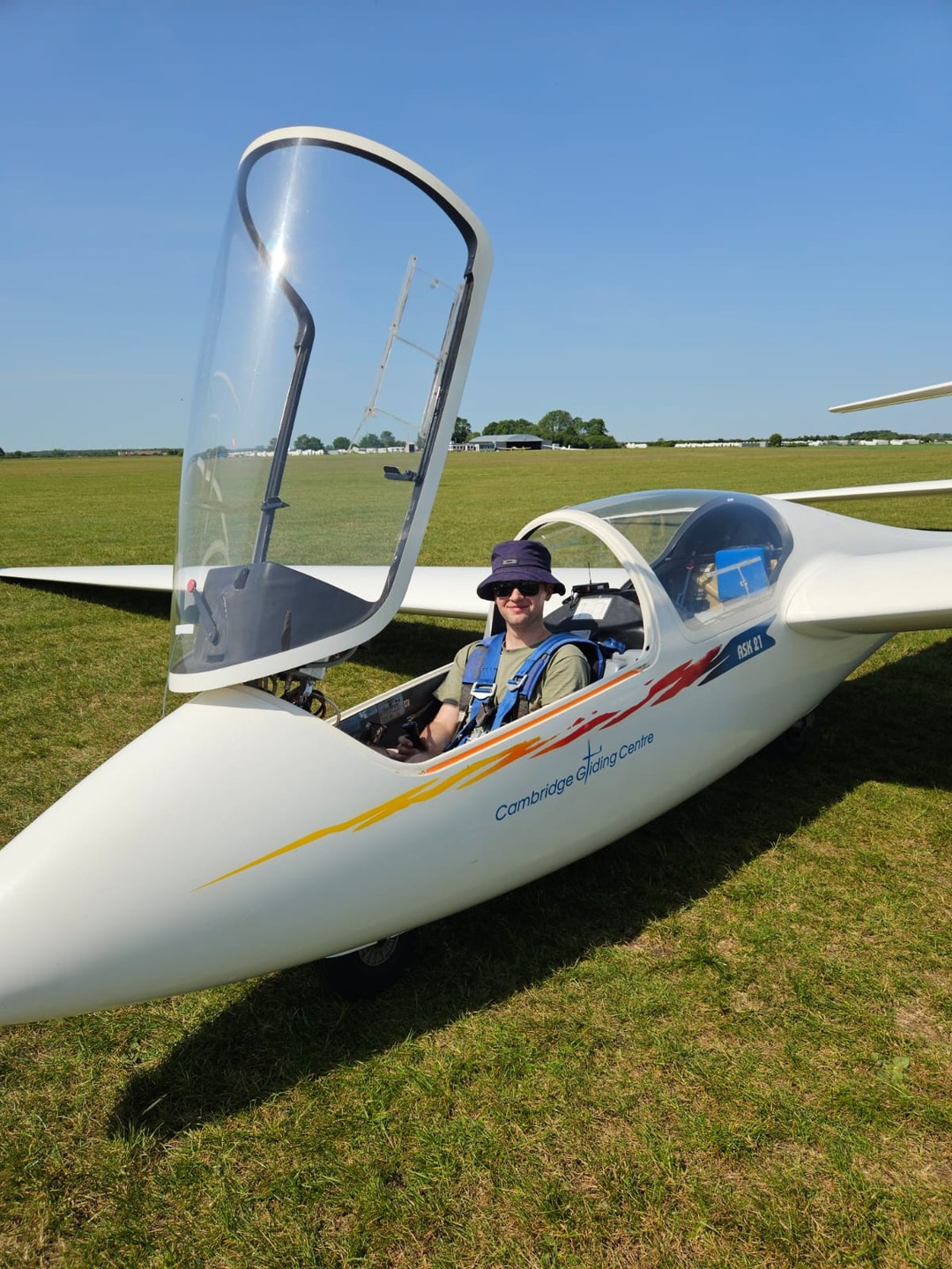 Well done Adam for the first solo today! Perfect take-off and landing plus good soaring on both flights.